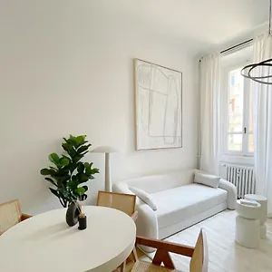  Apartamento Casa Unica - Typical & Charming - Navigli Ii